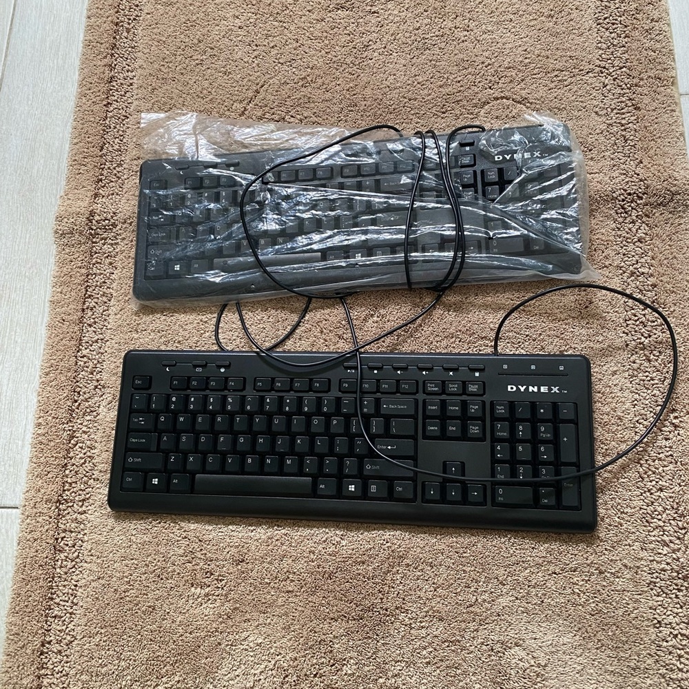 Keyboard ⌨️ 2 pc .. - Picture 5 of 6